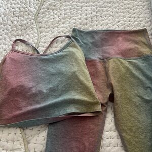 Beyond yoga - rainbow set